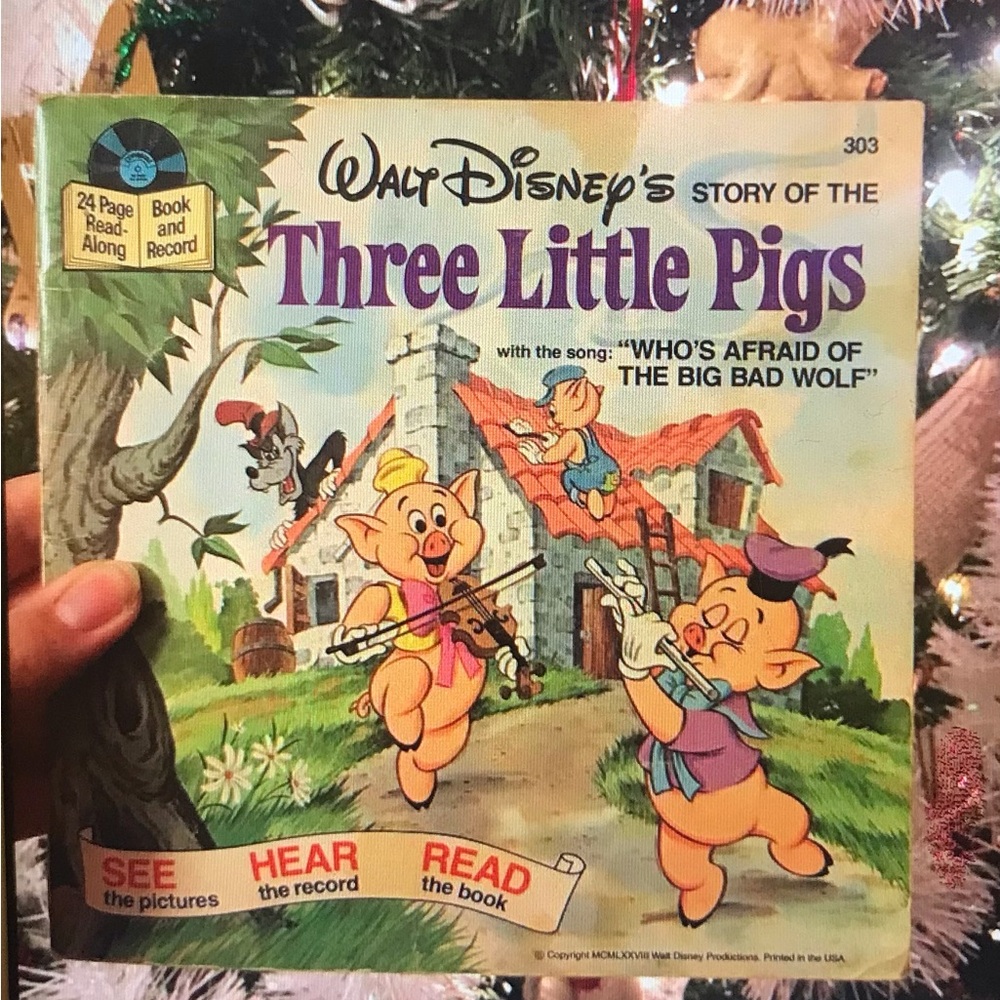 1970 Walt Disney Three Little Pigs Kids Story Book and 45 rpm vinyl